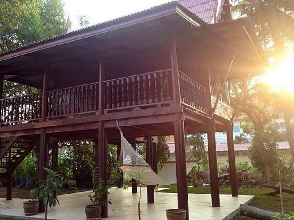 The Old Palace Resort Klong Sa Bua Phranakhonszi Ajutthaja Kültér fotó